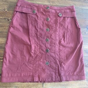 Elegant Burgundy Button-Down Pencil Skirt